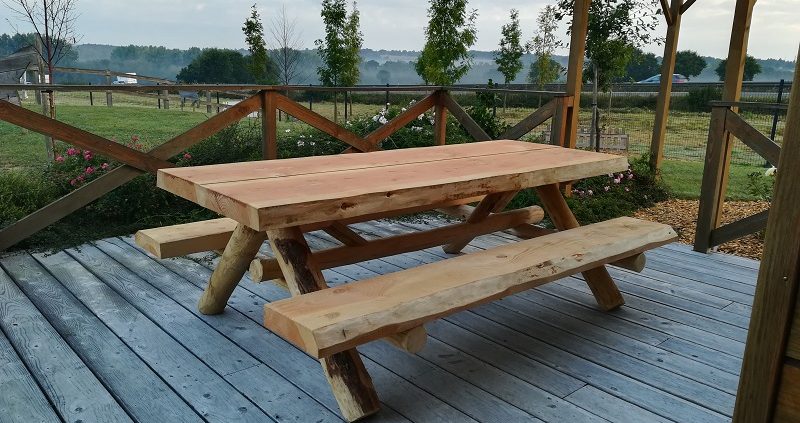 Table en bois massif