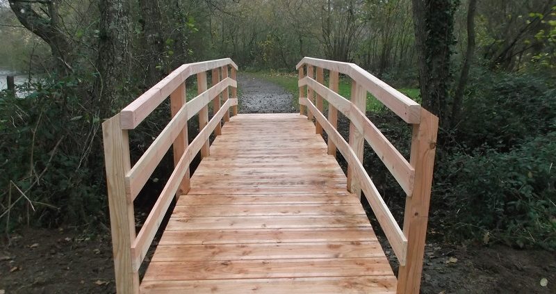 Passerelle en bois