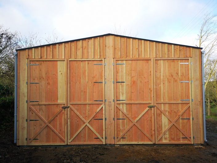 Abris en bois chevaux